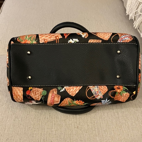 RARE Longaberger barrel purse with basket print all over VGUC - Picture 8 of 13